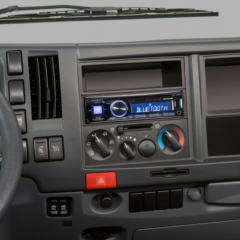 Radio AM/FM/CD con AUX, USB y Bluetooth